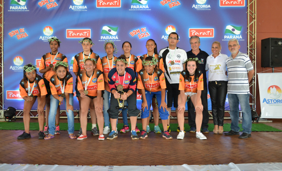 Categoria feminino A - 3º Colégio Estadual Conselheiro Carrão – Assaí