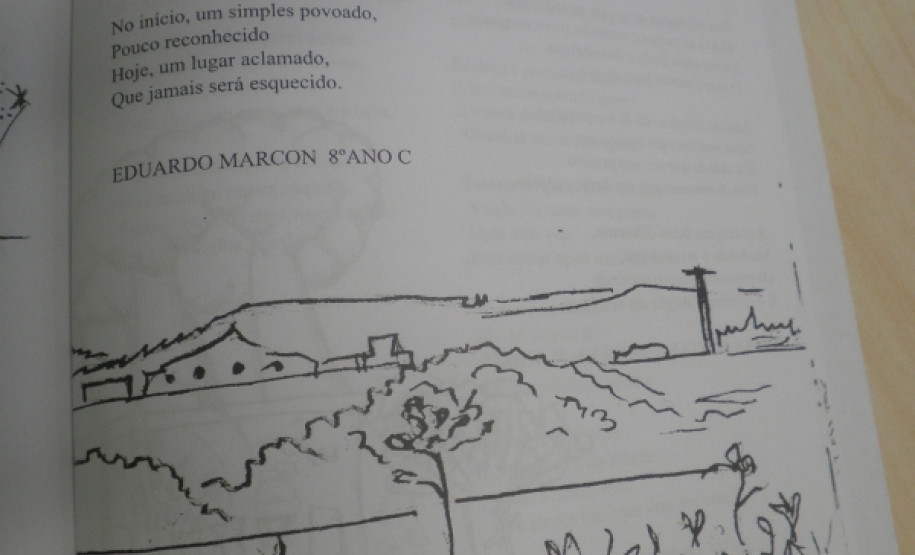 “Aquarela em Versos” estimulou alunos do ensino fundamental a produção de textos e ilustrações envolvendo disciplinas de português e arte.