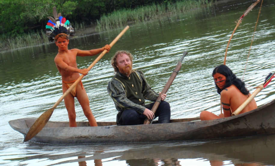 A TV éParaná exibe nesta quinta-feira (19), às 23h, o making of da série A Saga.