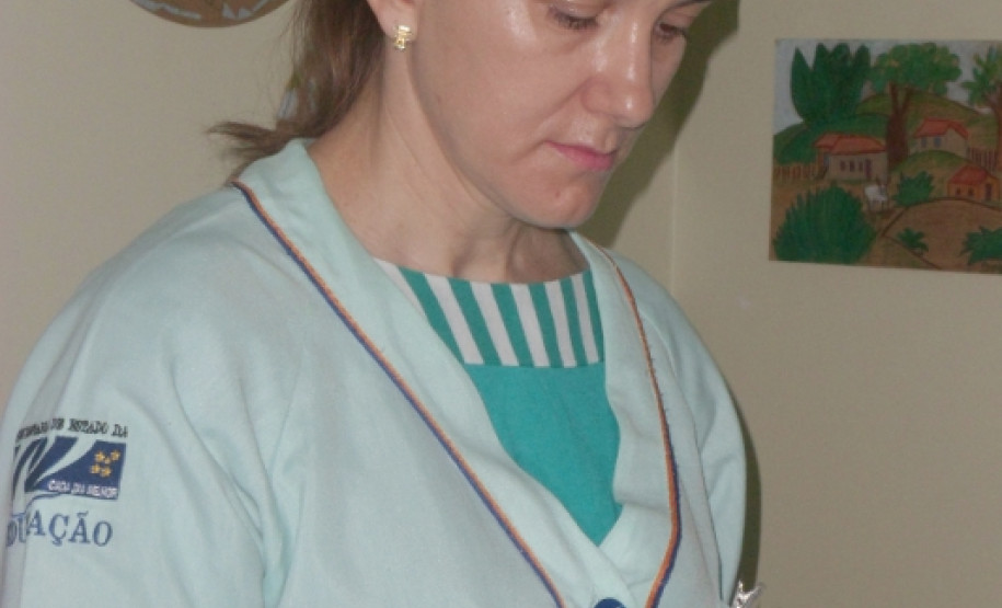 Aparelhos serão utilizados pelos professores, pedagogos e alunos hospitalizados. A entrega é resultado da parceria entre a Secretaria de Estado e a Receita Federal.