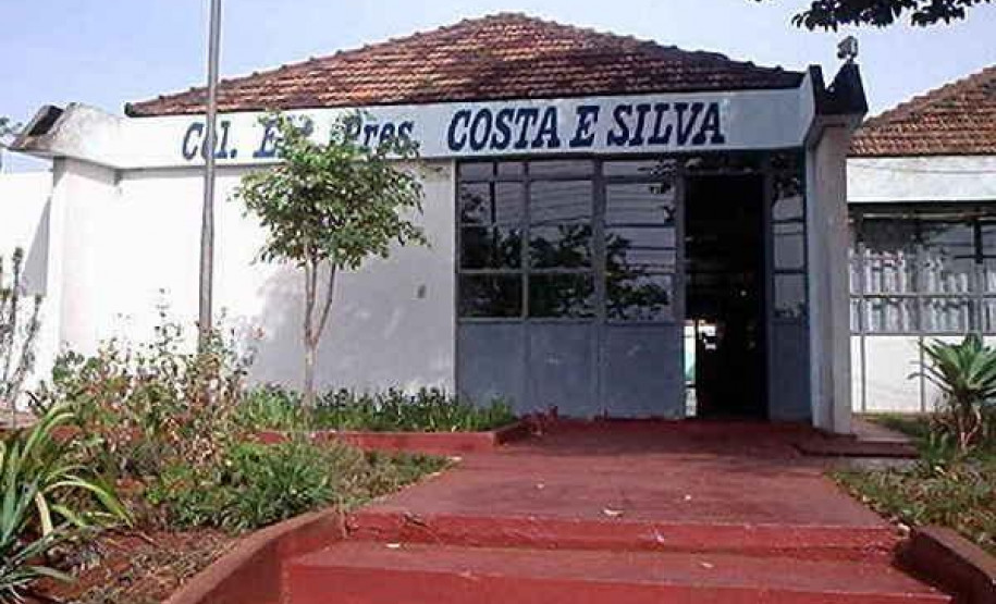 Colégio Estadual Costa e Silva.