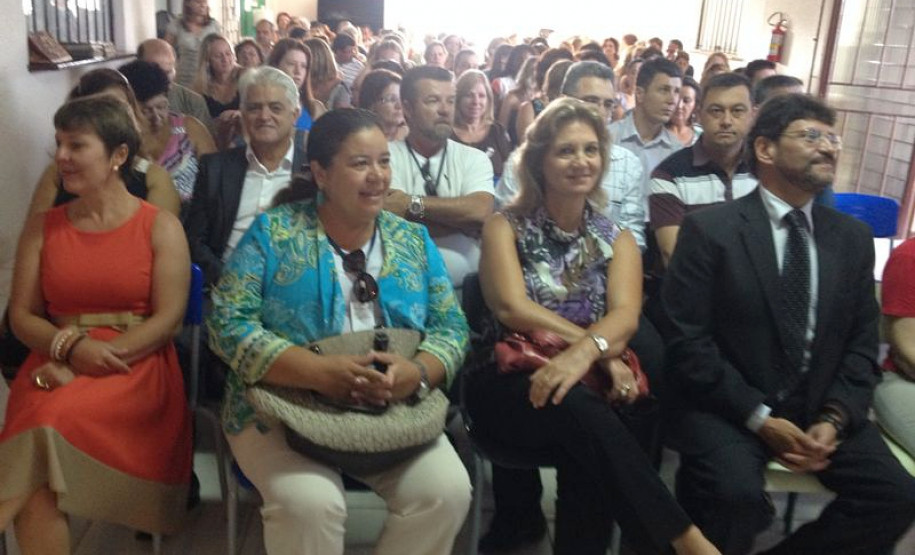 Semana pedagógica nas escolas do Sistema Penitenciário A parceria entre a Secretaria da Justiça e a Secretaria da Educação permite que 375 profissionais da educação atuem no Sistema Prisional do Paraná.