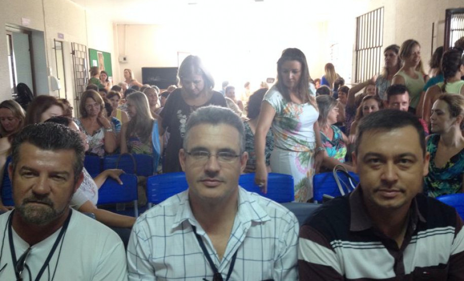 Semana pedagógica nas escolas do Sistema Penitenciário A parceria entre a Secretaria da Justiça e a Secretaria da Educação permite que 375 profissionais da educação atuem no Sistema Prisional do Paraná.