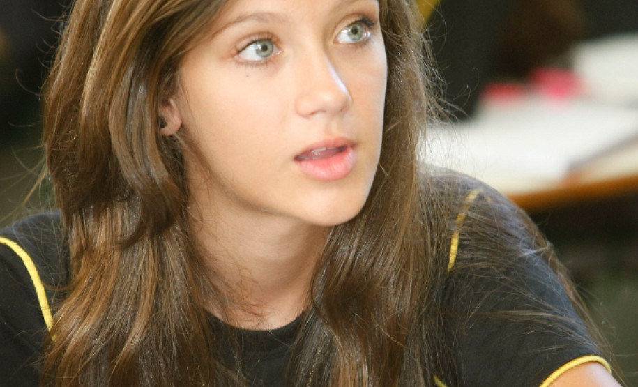 Volta às aulas no Colégio Estadual Yvone Pimentel em Curitiba. 10-02-14.