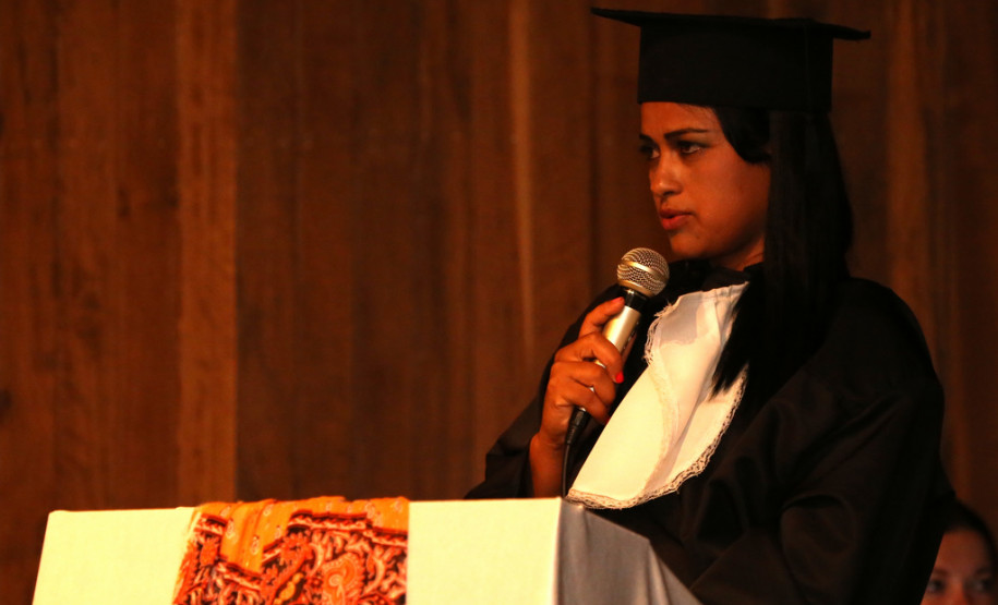 Primeira turma indígena em técnico em agropecuária Alunos das comunidades caingangue e guarani foram diplomados como técnicos em Agropecuária. Curso é inédito no sul do Brasil. <br />
<br />
Veja mais fotos em: <a href=" http://www.flickr.com/photos/flavioarns/sets/72157641545233214/with/12786897914/" target="_blank"> http://www.flickr.com/photos/flavioarns </a>