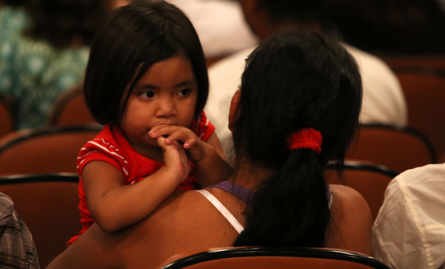 Primeira turma indígena em técnico em agropecuária Alunos das comunidades caingangue e guarani foram diplomados como técnicos em Agropecuária. Curso é inédito no sul do Brasil. <br />
<br />
Veja mais fotos em: <a href=" http://www.flickr.com/photos/flavioarns/sets/72157641545233214/with/12786897914/" target="_blank"> http://www.flickr.com/photos/flavioarns </a>
