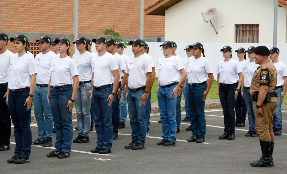 Alunos Soldados da Polícia Militar no curso do BPEC. 24-02-14.