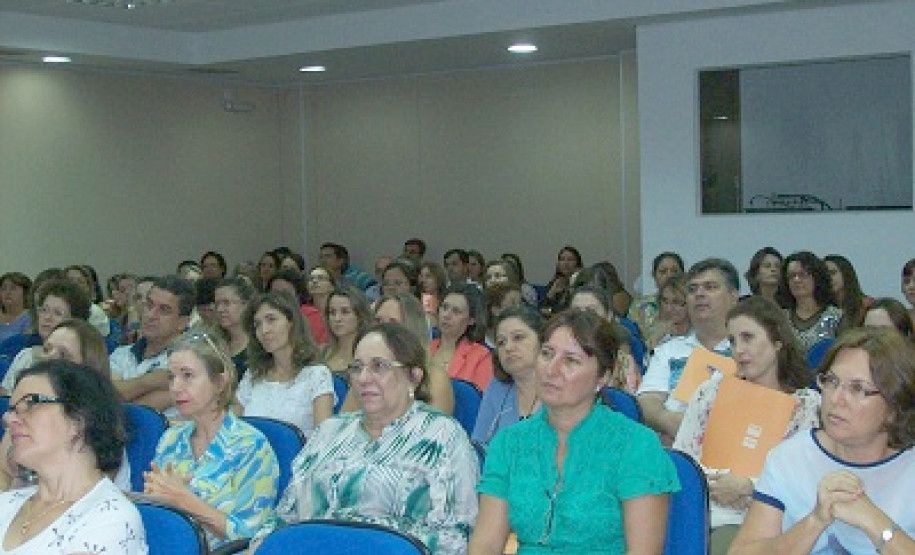 2 mil professores participaram nas últimas três semanas, das atividades da aula inaugural e do seminário integrador.