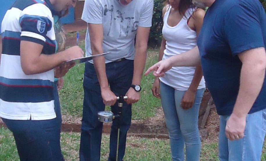 Colégio Estadual Polivalente de Londrina recebeu novos equipamentos, maquinários, mobiliários e livros para os cursos da educação profissional.