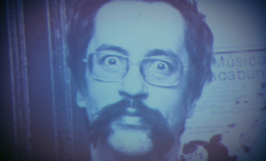 Nesta sexta-feira (14), aconteceu o pré-lançamento da Caravana da Poesia na sede da Secretaria de Estado da Educação, com a participação das filhas do poeta, Áurea e Estrela Leminski. <br />
<br />
Veja mais fotos em: <a href=" http://www.flickr.com/photos/flavioarns/sets/72157642357027204/" target="_blank"> http://www.flickr.com/photos/flavioarns </a>