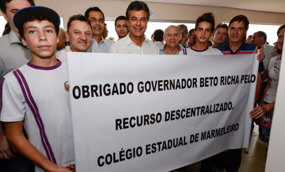 Governador visitou obras do Centro Estadual de Educação Profissional do Sudoeste e do Colégio Estadual Eduardo Virmond Suplicy. 14/03/2014.