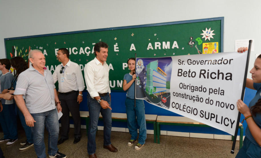 Governador visitou obras do Centro Estadual de Educação Profissional do Sudoeste e do Colégio Estadual Eduardo Virmond Suplicy. 14/03/2014.