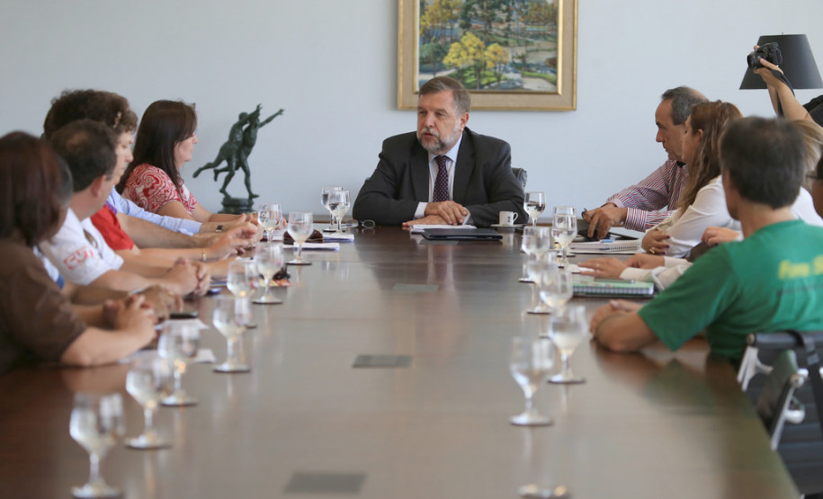 As reuniões servem para fortalecer o diálogo já existente entre o Governo e sindicato e buscar soluções na área da educação.