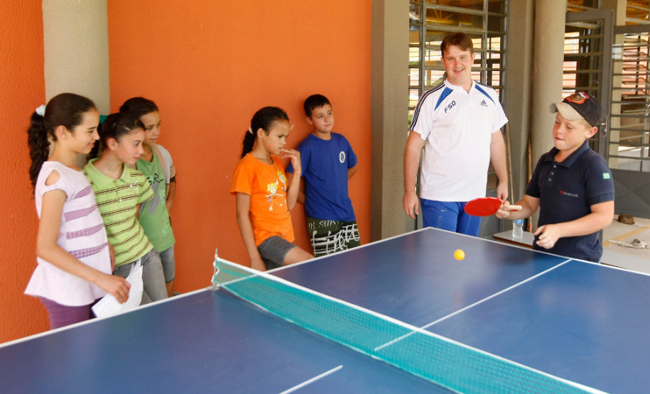 Nova escola melhora a vida de alunos em Reserva Colégio Estadual do Campo Prefeito Albano Guimarães Martins, em Reserva. 13-03-14.