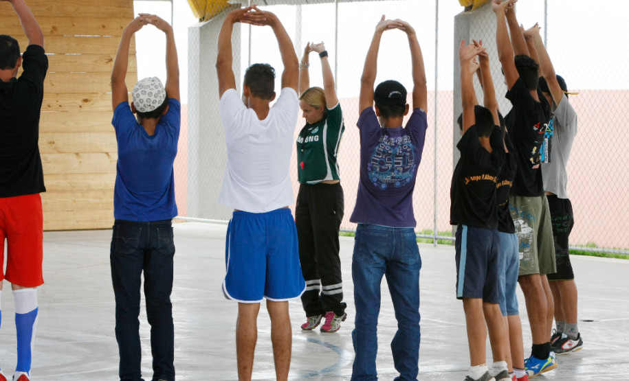 Nova escola melhora a vida de alunos em Reserva Colégio Estadual do Campo Prefeito Albano Guimarães Martins, em Reserva. 13-03-14.