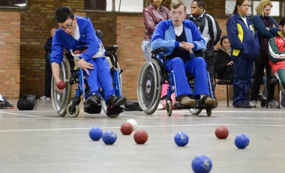 Na próxima sexta-feira (25) começa a fase regional dos Jogos Escolares do Paraná em 14 cidades, com 20 mil atletas.
