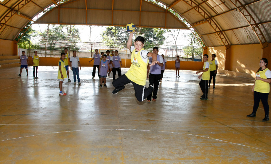 Cidade de Guapirama, Colégio Estadual David Carneiro. 02-04-14.