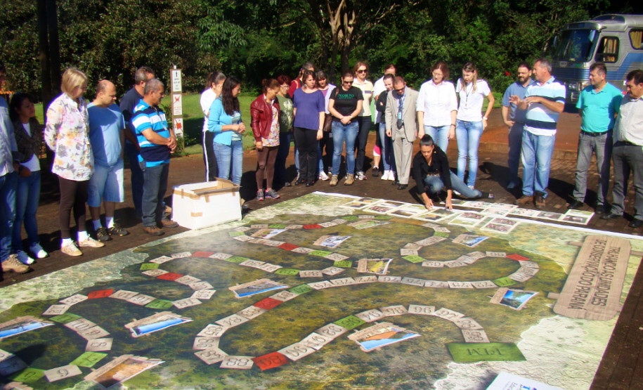 O encontro aconteceu no Parque Estadual São Camilo, em Palotina, e teve como objetivo capacitar mais de 50 professores da rede estadual.