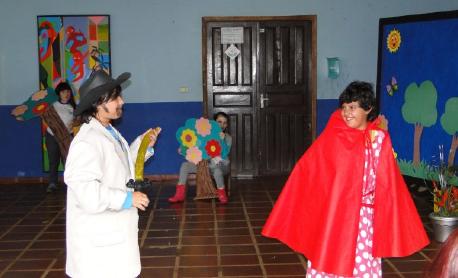 Escola de educação especial inaugura espaço lúdico