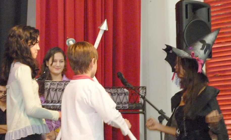 Evento acontece paralelamente aos Jogos Escolares do Paraná- Fase Regional e segue até amanhã (22), com atividades pedagógicas.