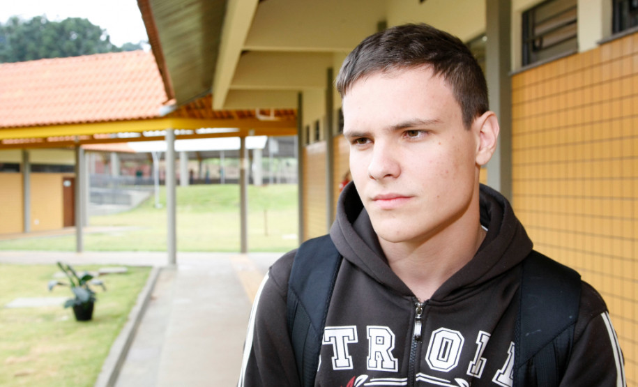 CEEP do Sudoeste do Paraná, aluno Andriws Szekut. 14-05-14.