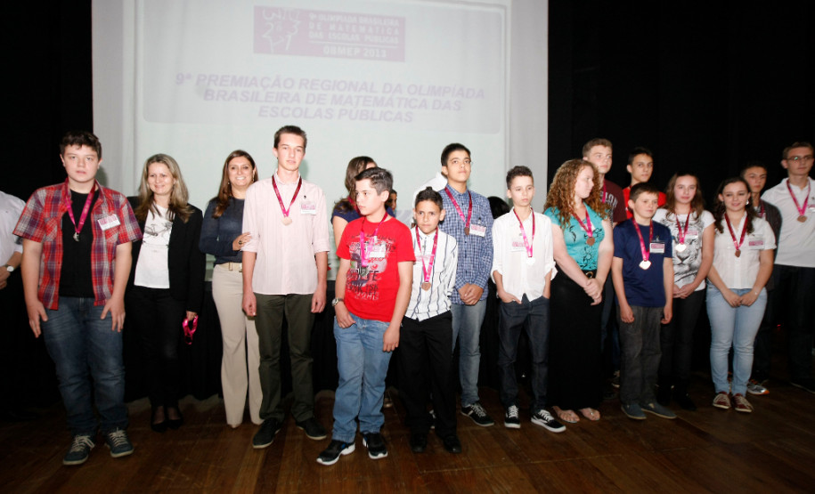 Entrega das medalhas da Olimpíada Brasileira de Matemática das Escolas Públicas (OBMEP). 21-05-14.