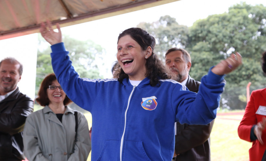 Ainda na região, Schmidt e Arns também participaram da inauguração dos novos espaços da Escola de Educação Básica na Modalidade Especial Zilda Arns, no município de Pato Branco. A instituição foi ampliada com oito novas salas de aula e dois banheiros.