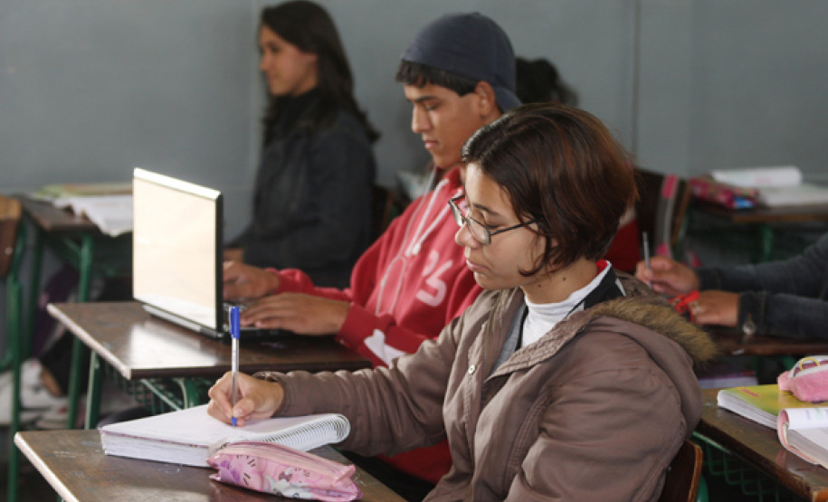 A nova regra terá efeito para a composição das escolas estaduais para o ano letivo de 2012.