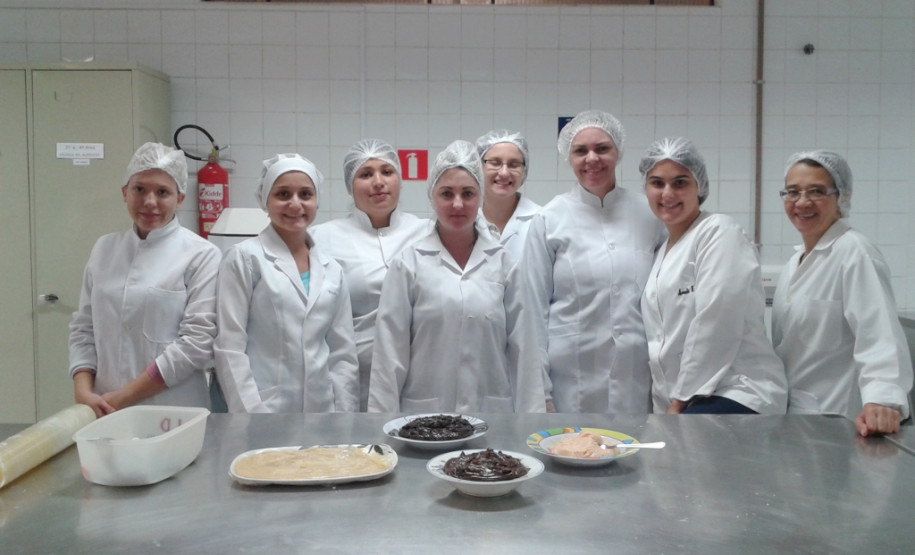 Curso Técnico em Nutrição e Dietética forma profissionais que trabalham com transporte, armazenamento, seleção e preparo de alimentos.