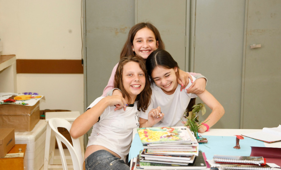 Período integral melhora rendimento de alunos Colégio Estadual Rocha Pombo na Cidade de Capanema. 13-05-14.