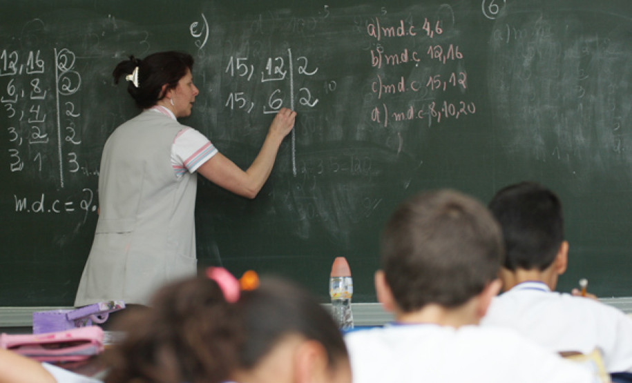 Inscrições do concurso de remoção para professores que pretendem alterar lotação estarão abertas a partir das 9 horas do dia 01 de novembro.
