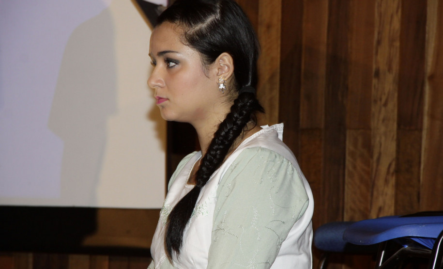 Encontro de grêmios estudantis e representantes de turmas do NRE da Área Metropolitana Norte reúne professores e alunos em Pinhais.