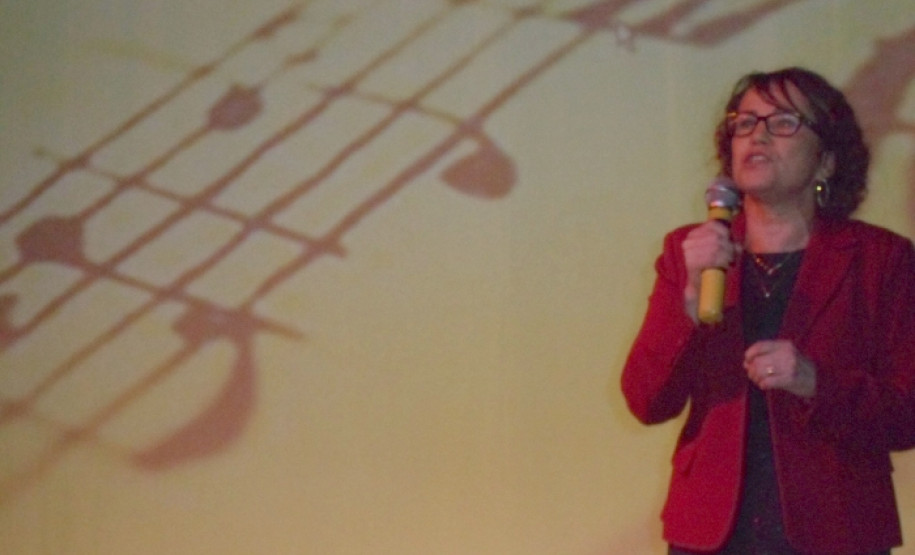 A chefe do Núcleo Regional da Educação (NRE) de Cascavel, professora Inez Aliete Dalavechia, disse que o festival integra o grupo de projetos que o Núcleo desenvolve e realiza junto às escolas da rede estadual. “O FACE é um importante canal de oportunidade para que os alunos possam mostrar os talentos que têm. São crianças e jovens que precisam de valorização e incentivo, e o FACE cumpre com esse objetivo”, afirmou.