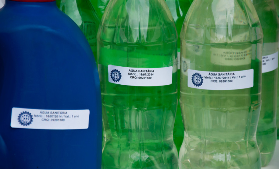 As famílias da região do bairro Uberaba, em Curitiba, que tiveram suas casas invadidas pela água vão receber a doação de materiais de limpeza para higienização de suas casas. A colaboração é dos alunos do curso técnico em Química do Centro Estadual de Educação Profissional de Curitiba (Ceep), em conjunto com a Paróquia São Paulo Apóstolo.