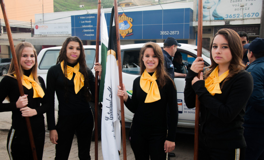 Os moradores do município de Rio Branco do Sul, na Região Metropolitana de Curitiba, comemoram nessa semana o centenário de fundação do Colégio Estadual Maria da Luz Furquim. Fundada em 1914, a escola tornou-se referência para os 30 mil habitantes do município.