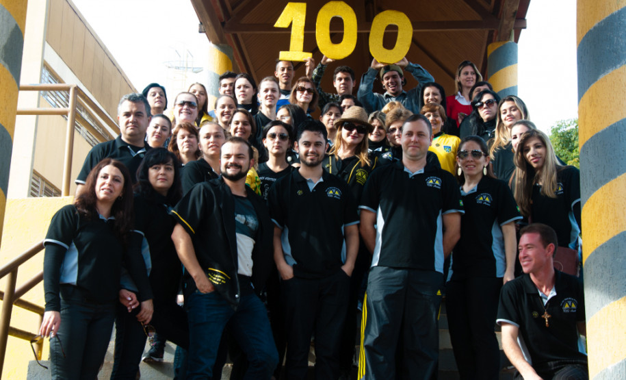 Os moradores do município de Rio Branco do Sul, na Região Metropolitana de Curitiba, comemoram nessa semana o centenário de fundação do Colégio Estadual Maria da Luz Furquim. Fundada em 1914, a escola tornou-se referência para os 30 mil habitantes do município.