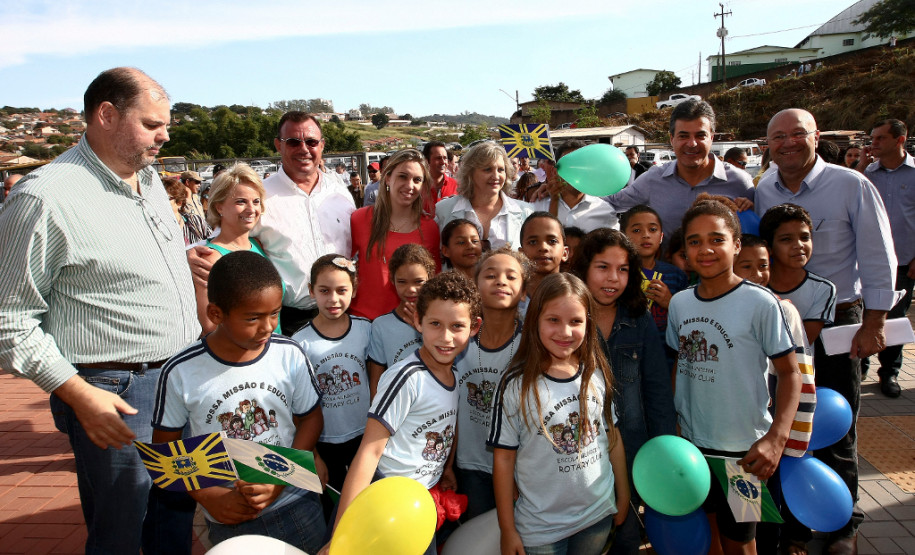 Governador Beto Richa inaugura Centro Estadual de Educação Profissional. - Assaí/PR, 27.06.2014