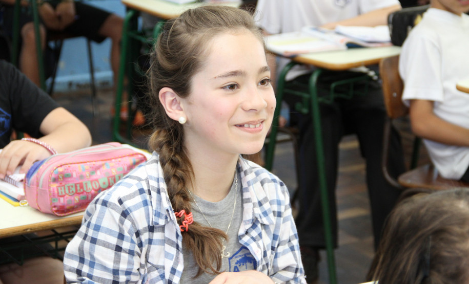 Arns verifica situação física de escolas em Curitiba