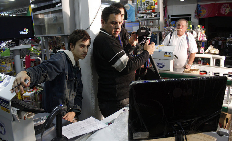 “Por Mim Mesmo”, produzido pelos estudantes do Colégio Estadual do Paraná (CEP), terá sua primeira exibição pública nesta sexta-feira (01)