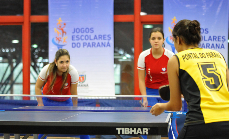 Após oito dias e competições, a fase final dos Jogos Escolares do Paraná (JEPs)foi encerrada neste sábado (02.08), em Foz do Iguaçu. Considerados o maior evento esportivo estudantil da América Latina, os JEPs reuniram na etapa final mais de 5.400 atletas, em 18 modalidades.