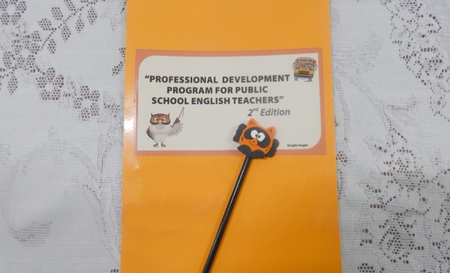 Programa de Aperfeiçoamento para Professores de Inglês das Escolas Públicas tem duração de 10 semanas com carga horária de 20 horas.