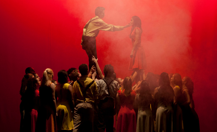 “O destino que se cumpriu” do Grupo de Dança Contemporânea (Dancep) recebeu prêmios no 16º Norte Festival de Dança de Viana, em Portugal.