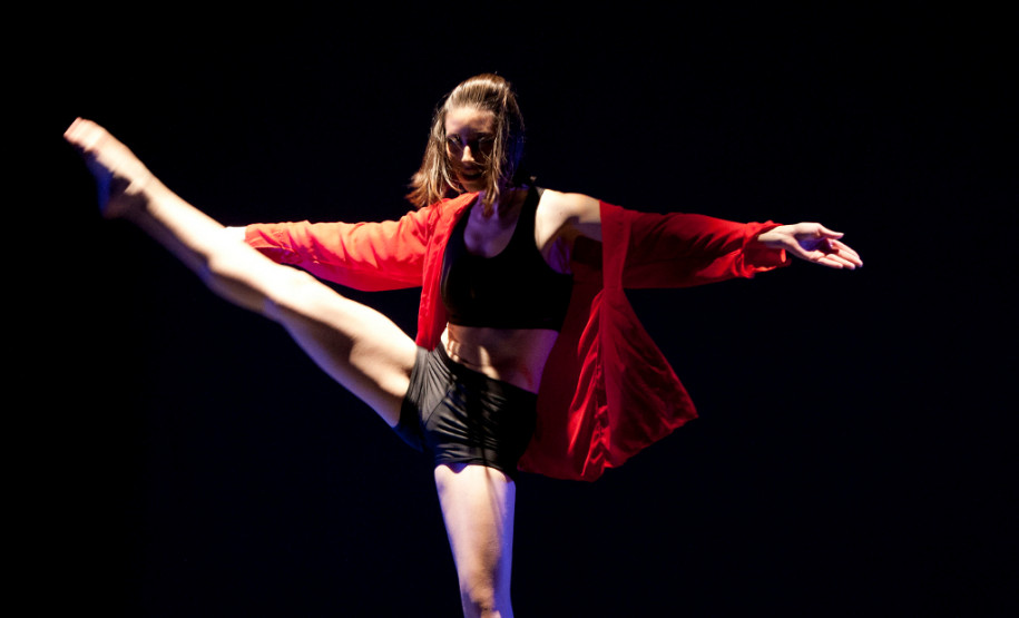 “O destino que se cumpriu” do Grupo de Dança Contemporânea (Dancep) recebeu prêmios no 16º Norte Festival de Dança de Viana, em Portugal.