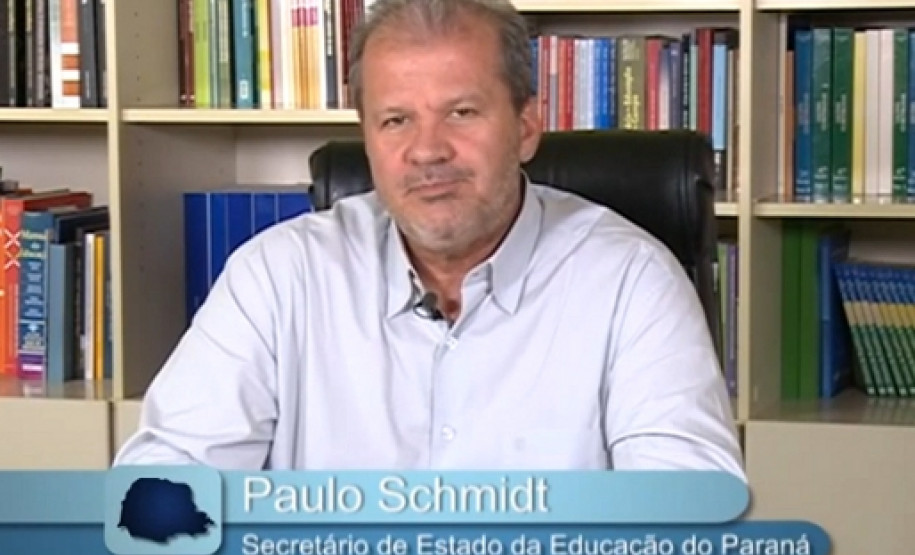 Em vídeo, o secretário da Educação Paulo Schmidt dá parabéns a todos os professores do Paraná neste 15 de outubro.