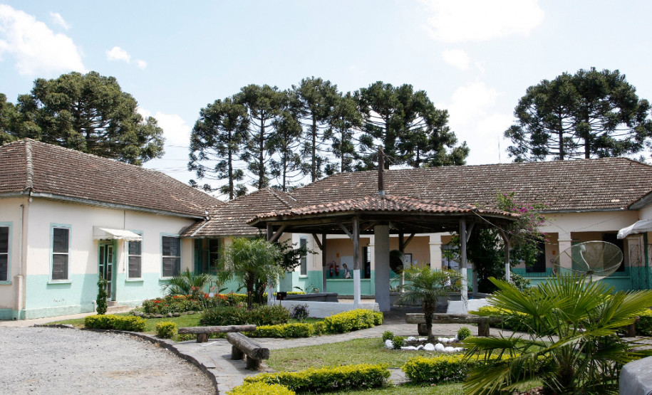 Cidade de Rio Negro, Colégio Agrícola Lysimaco Ferreira da Costa. 09-10-14.