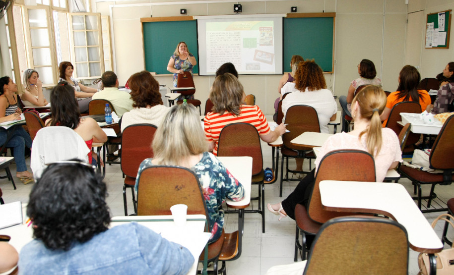 Formação do PNAIC. 17-10-14.