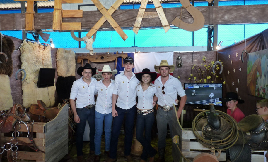 Evento que ocorre a cada dois anos envolveu mais de 350 estudantes no Colégio Estadual Jardim Porto Alegre, de Toledo.