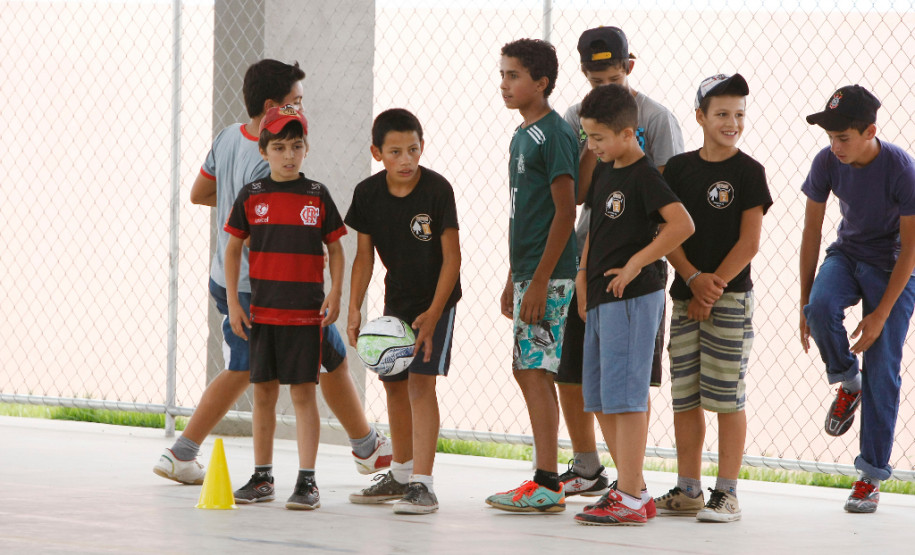 Colegio Estadual do Campo Albano G. Martins. 13-03-14.