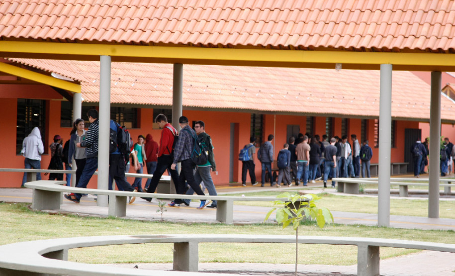 Pedido foi encaminhado à Secretaria da Fazenda para o pagamento dos contratos que se encontravam pendentes até a homologação da Lei Complementar 179/2014.