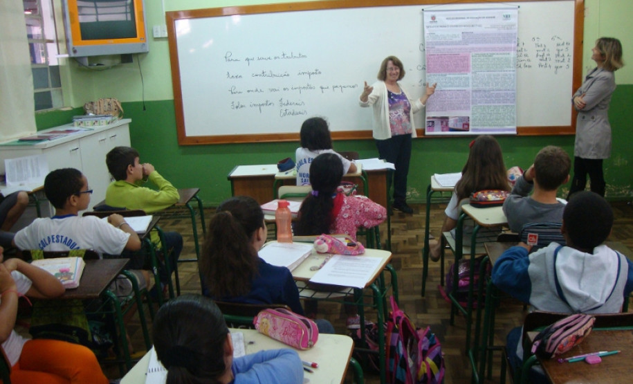 Projetos foram classificados entre os 10 melhores do ano e concorrem à premiação no dia 18 de novembro, em Brasília. Foram mais de 100 projetos inscritos.